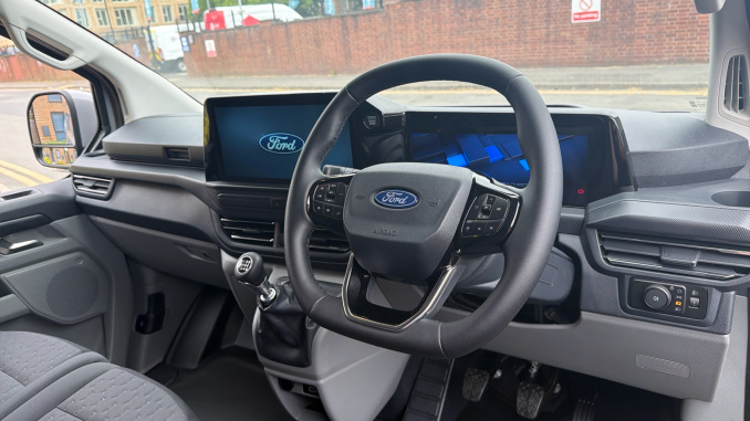 Ford Transit Custom 320 L1 Diesel Fwd 2.0 EcoBlue 136ps H1 Van Limited - Image 16